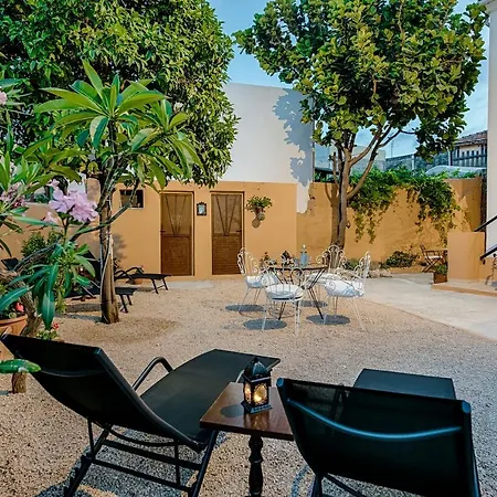 Kristina's Apartmanhotel