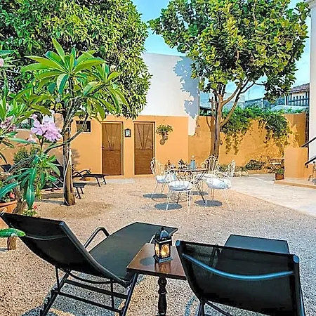Kristina's 公寓式酒店 Rhodes City