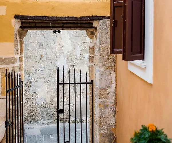 アパートホテル Kristina's Rhodes City